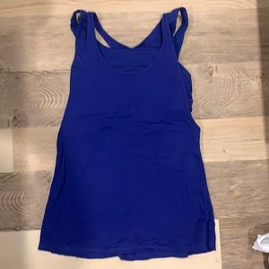 Blue lulu workout top